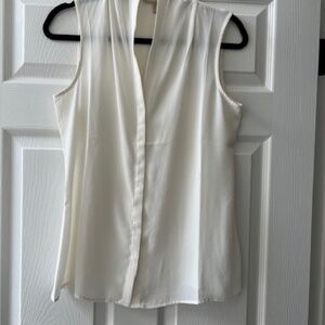 Banana Republic Off-White size 6 Sleeveless Blouse